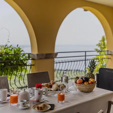 San Michele Apartahotel Costermano