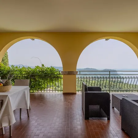 San Michele 4* Костермано