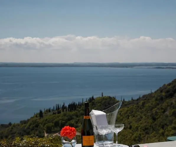 Apartahotel San Michele 4*