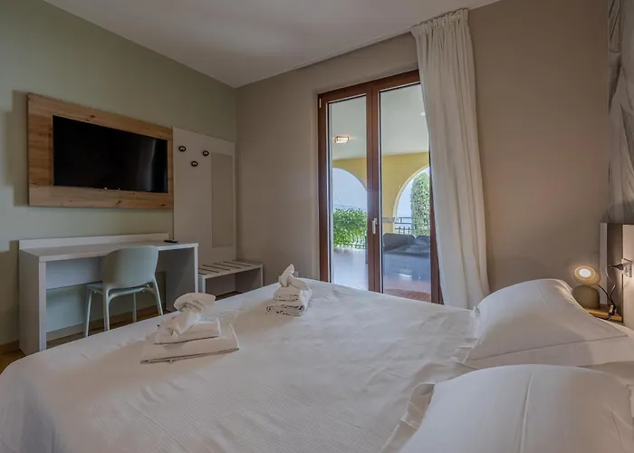 Aparthotel San Michele Costermano