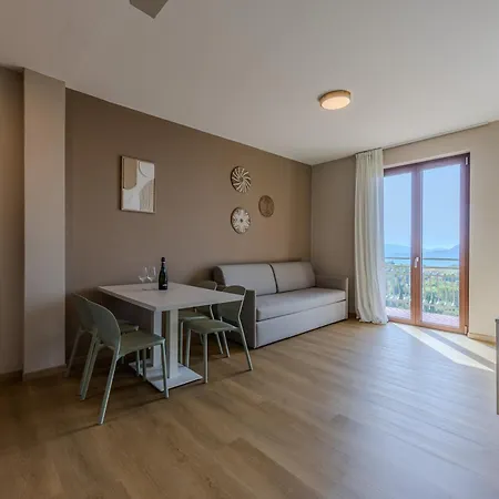 San Michele Aparthotel 3*