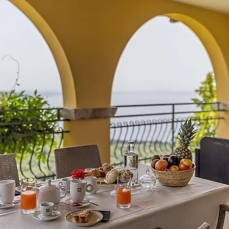 San Michele Апарт-отель 4*