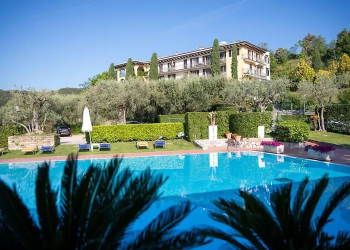 San Michele Aparthotel Costermano sul Garda